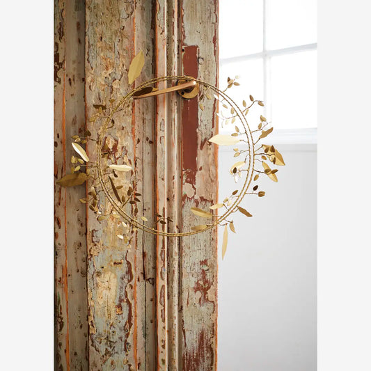 Madam Stoltz wreath gold