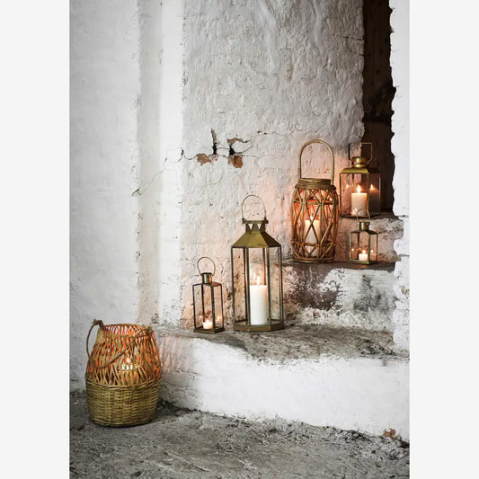 Madam Stoltz Lantern