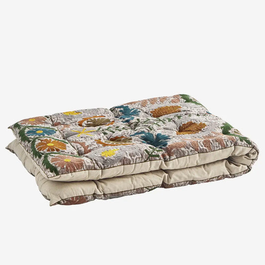 Suzani Matras kussen